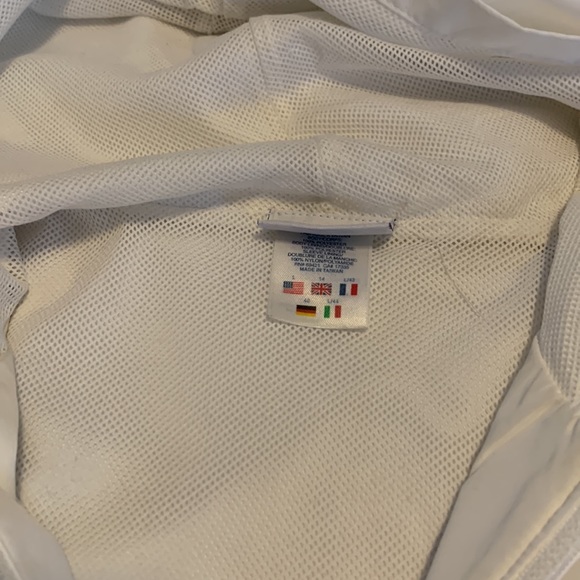 Jacket, hooded, White with mesh lining and Navy trimmed bottom and sleeves,  L. - Picture 7 of 11